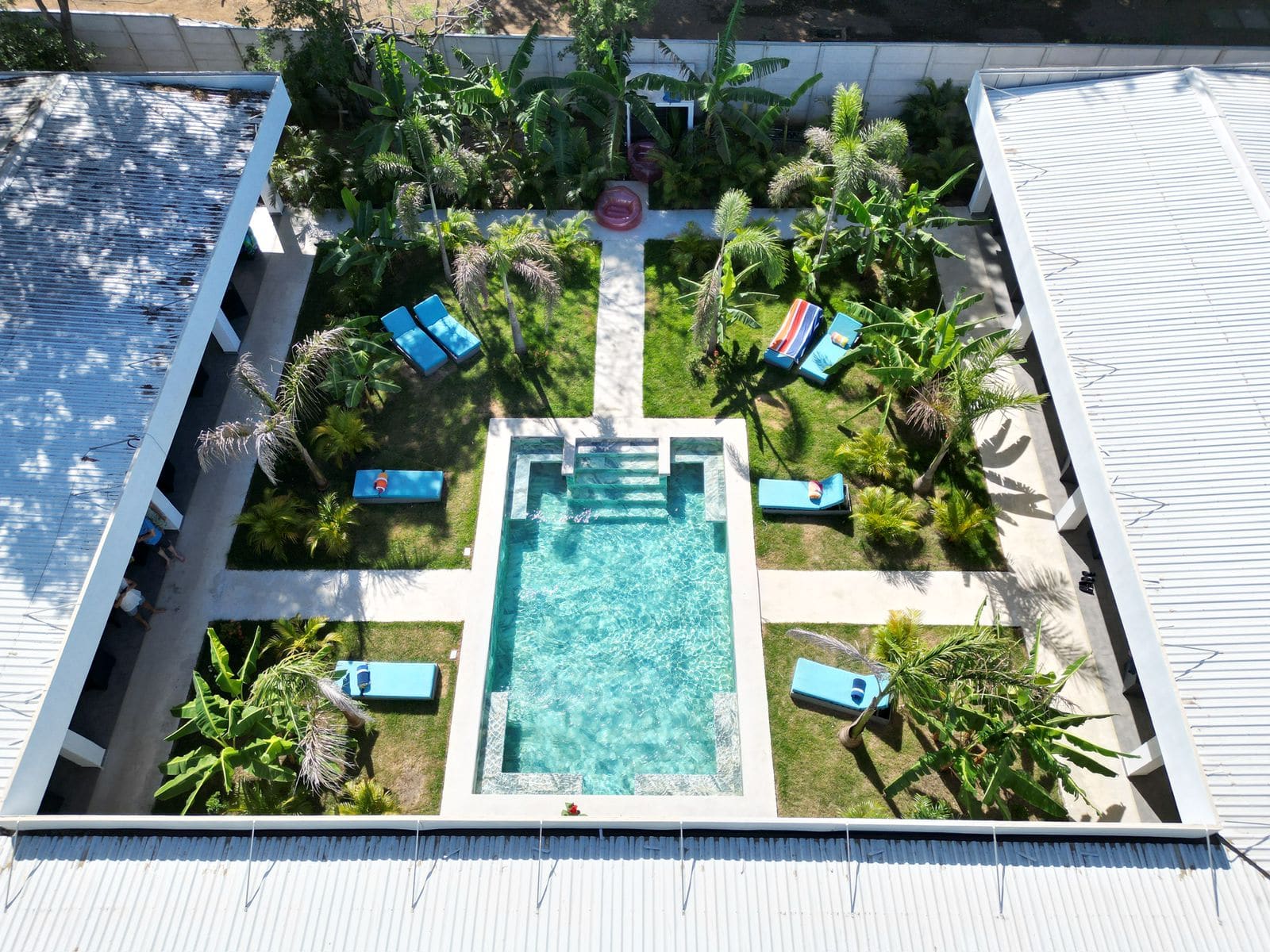 Hotel Good Life — Turnkey 8-Room Boutique Hotel