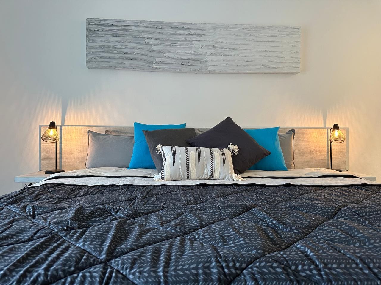 Hotel Good Life — Turnkey 8-Room Boutique Hotel
