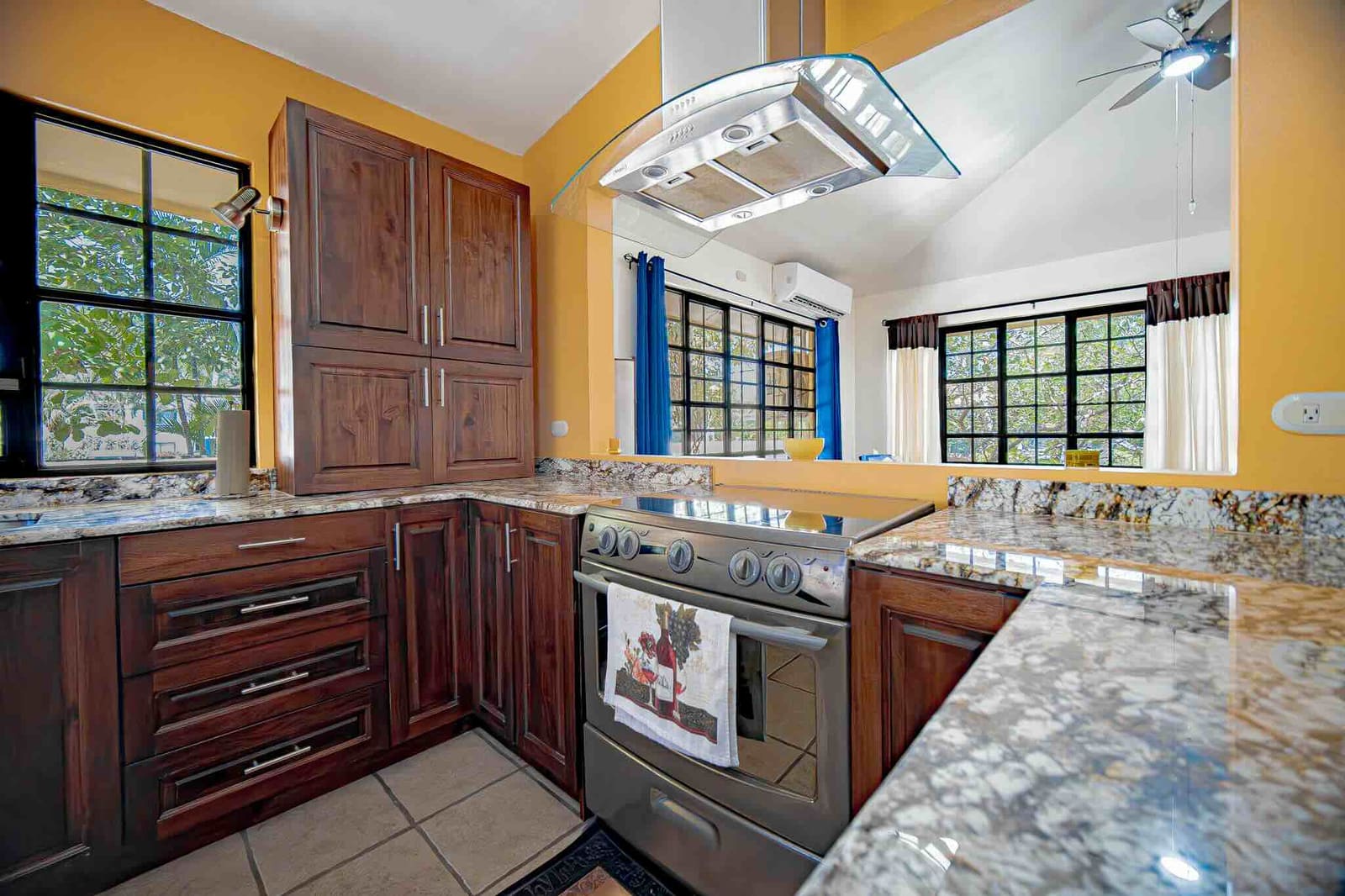 Ocean View Tower Home in Las Palmas