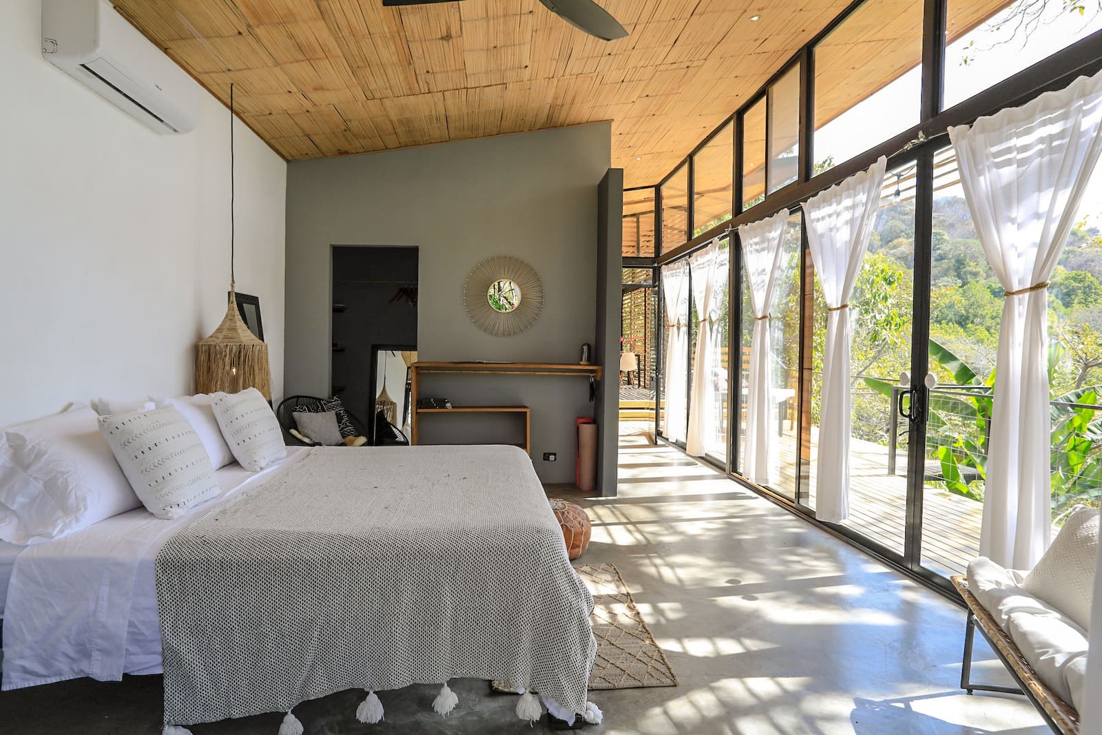 Ocean View 1-Bedroom Home with Plunge Pool